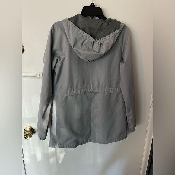 New Balance raincoat - Picture 2 of 3